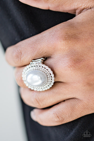 Paparazzi Accessories Opulently Olympian - Silver Ring