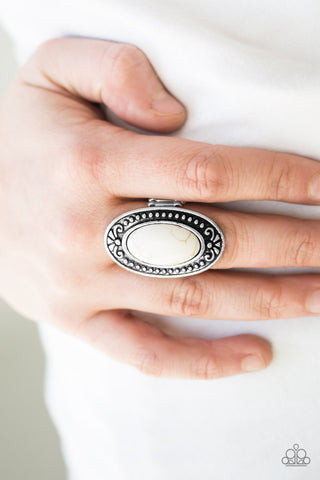 Paparazzi Accessories Mesa Meadows - White Ring