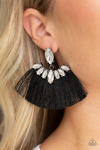 Paparazzi Accessories Formal Flair - Black Earrings 