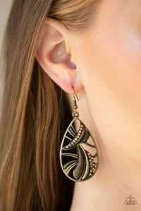Paparazzi Accessories Underestimated - Brass Earrings 
