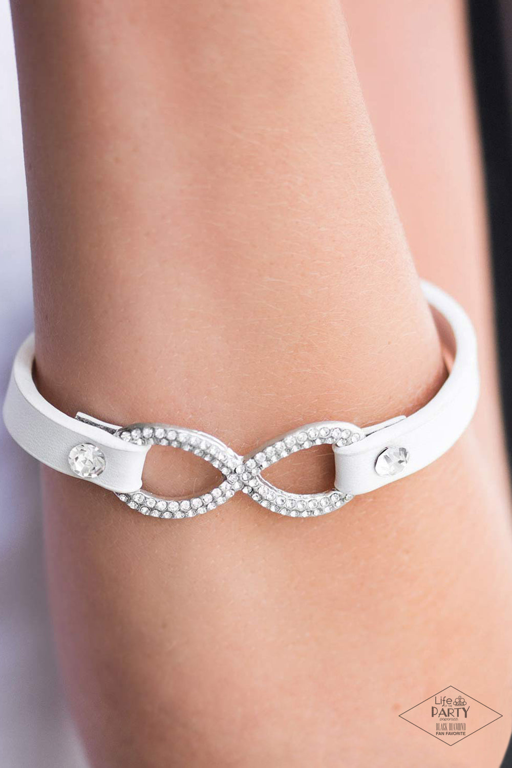 Paparazzi Accessories Innocent Till Proven GLITZY! - White Bracelet 