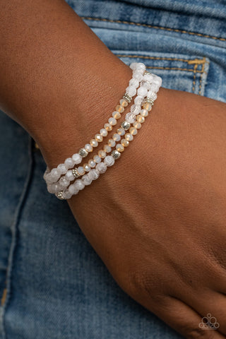 Paparazzi Accessories How Does Your Garden GLOW - White Bracelet 