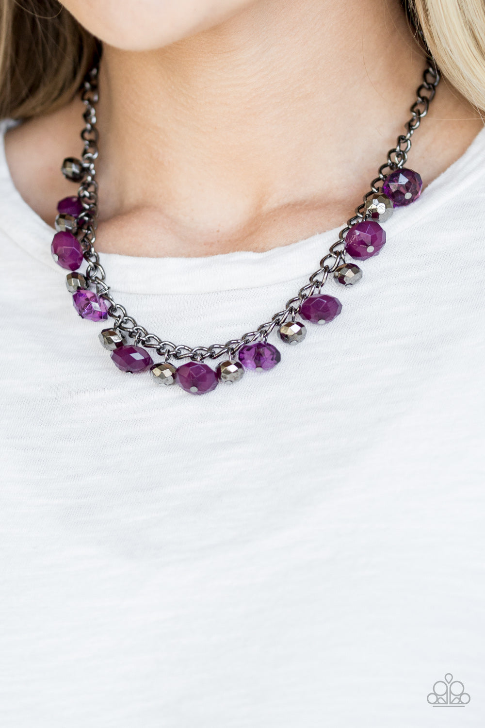 Paparazzi Accessories Runway Rebel - Purple Necklace & Earrings 