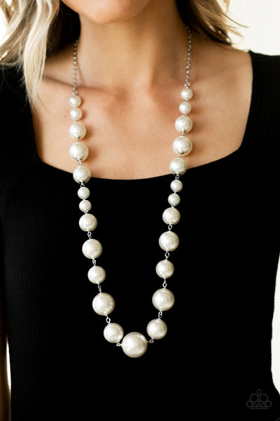 Paparazzi Accessories Pearl Prodigy White Necklace & Earrings 