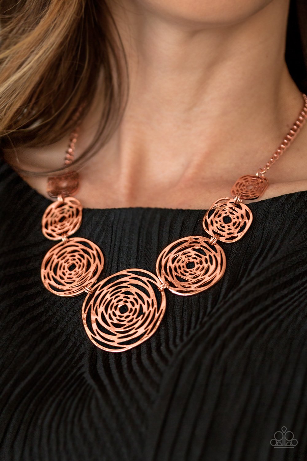 Paparazzi Accessories Cave Vogue - Copper Necklace & Earrings 