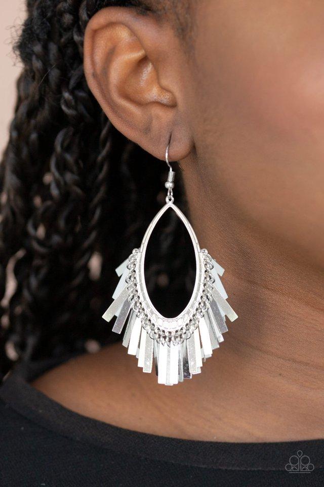 Paparazzi Accessories Fine-Tuned Machine - Silver Earrings 