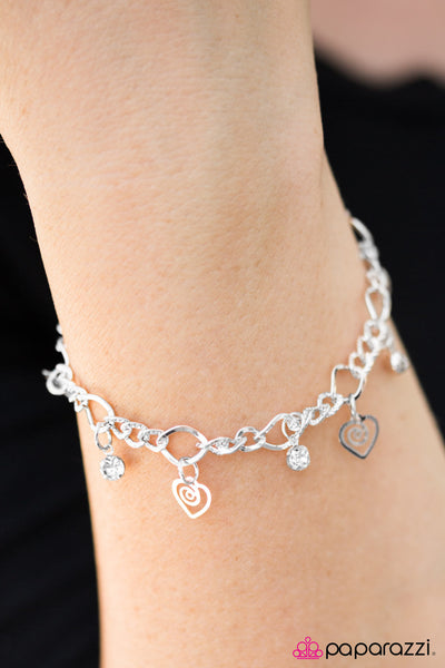 Paparazzi Accessories Let Your Heart Sing - White Bracelet 