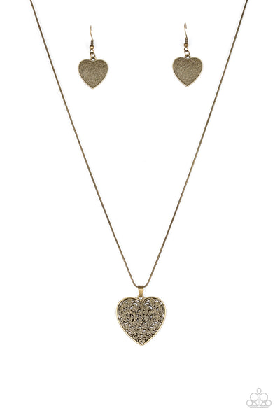 Paparazzi Accessories Look Into Your Heart - Brass Necklace & Earrings 