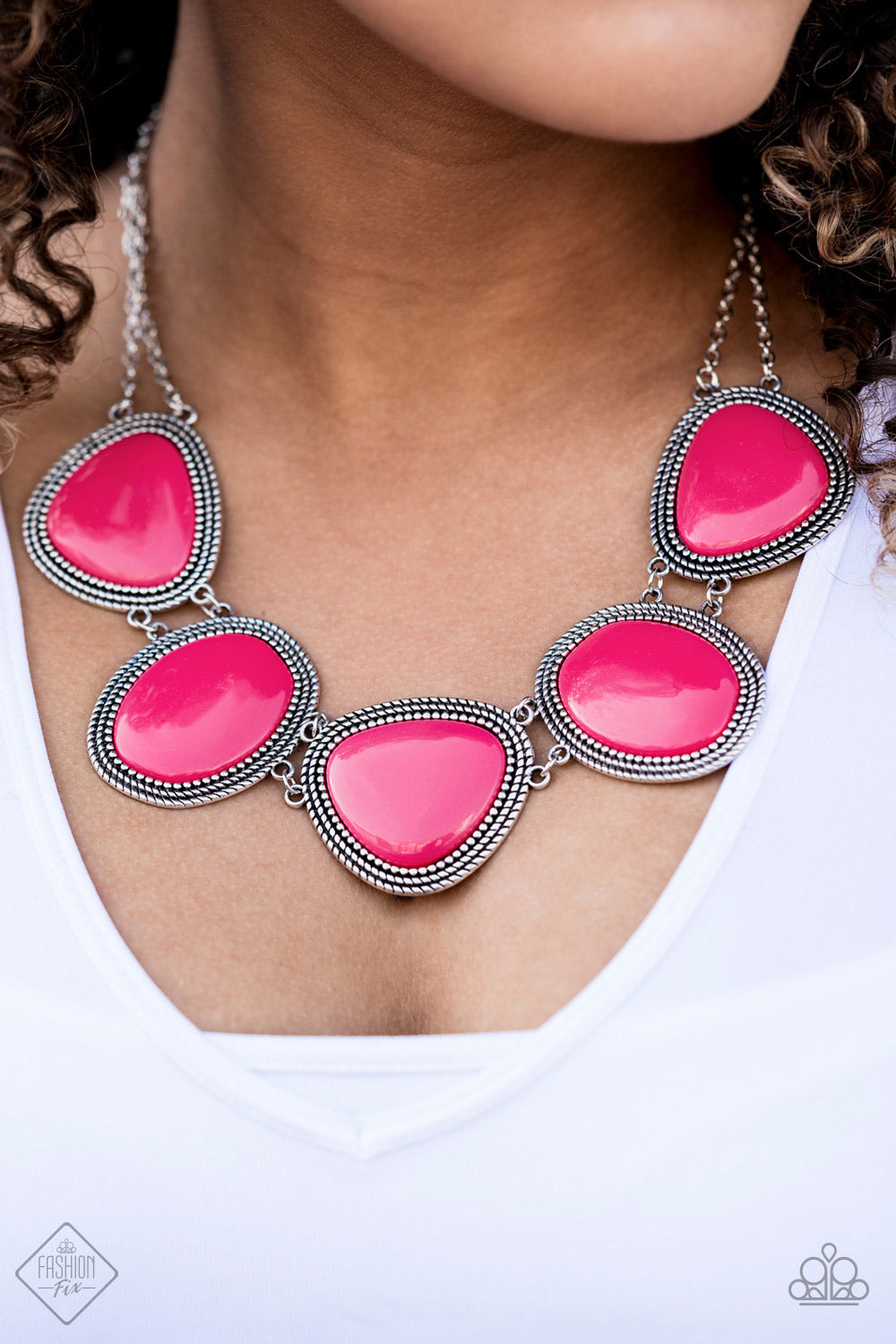 Paparazzi Accessories Viva La VIVID Pink Necklace & Earrings 