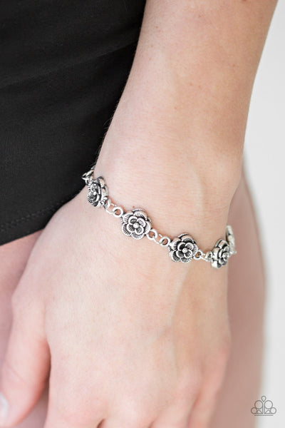 Paparazzi Accessories Wildflower Wonderland Silver Bracelet 