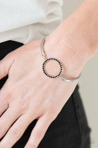 Paparazzi Accessories Center Of Couture - Black Bracelet 