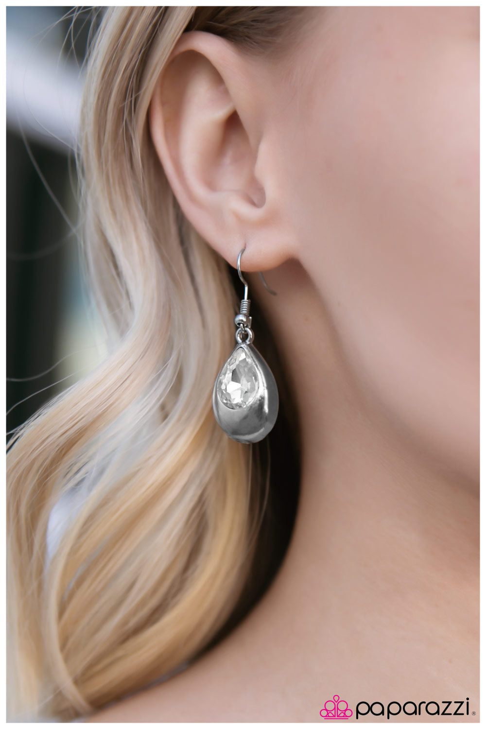 Paparazzi Accessories Glowing With Beauty - White Earrings 