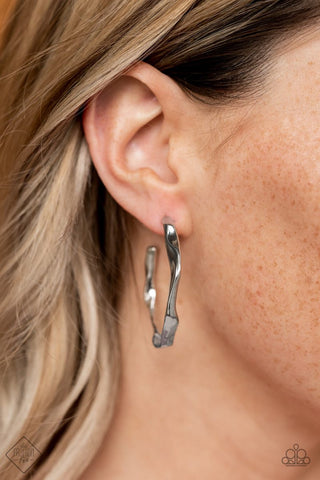 Paparazzi Accessories Coveted Curves - Silver Earrings 