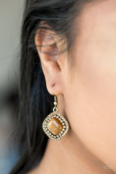 Paparazzi Accessories Glam Glow ~ Brass Earring