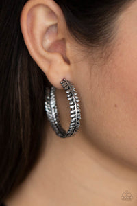 Paparazzi Accessories Laurel Gardens - Silver Earrings 