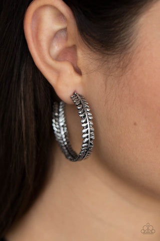 Paparazzi Accessories Laurel Gardens - Silver Earrings 
