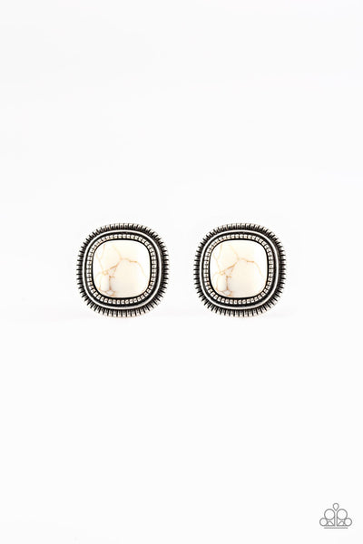 Paparazzi Accessories FRONTIER-Runner - White Earrings