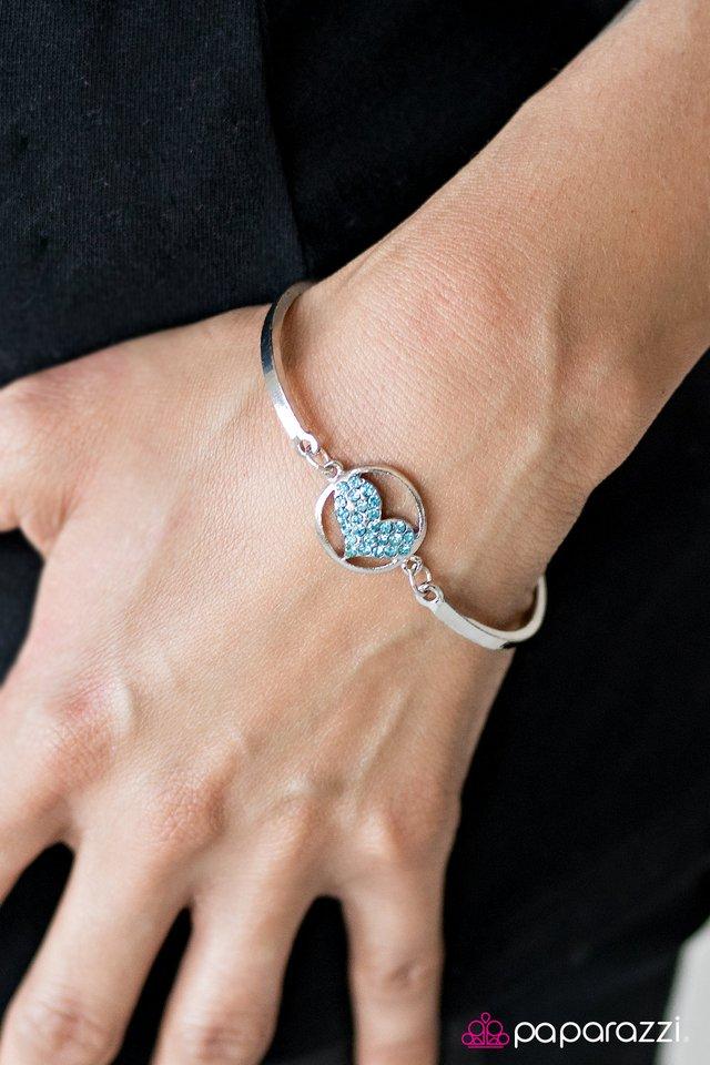 Paparazzi Accessories HEART Knock Life - Blue Bracelet 